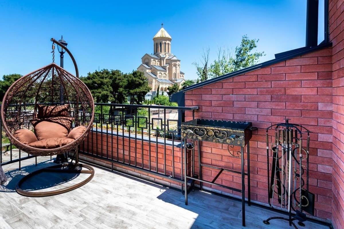 3Br Apt W Huge Terrace & Magnificent Views Tbilisi Exterior foto