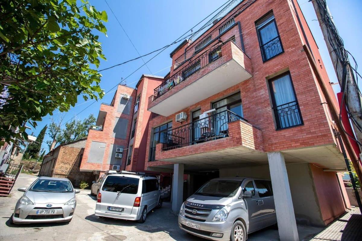 3Br Apt W Huge Terrace & Magnificent Views Tbilisi Exterior foto