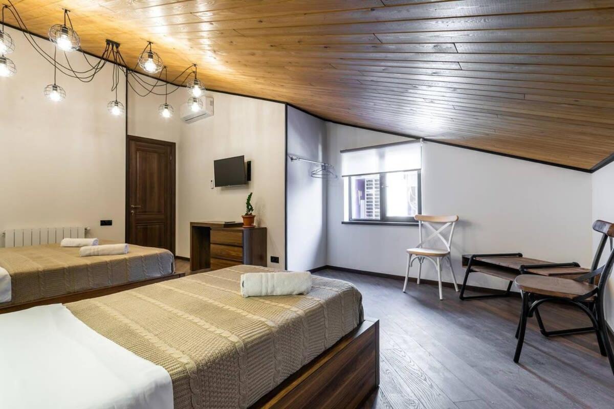 3Br Apt W Huge Terrace & Magnificent Views Tbilisi Exterior foto